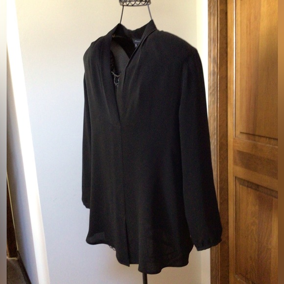 Theory black silk V neck Tunic/Blouse, Medium - Picture 4 of 8
